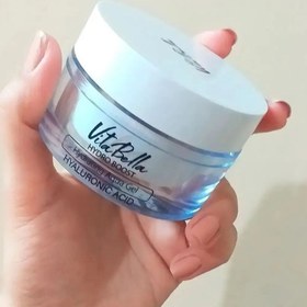 ژل آبرسان مخصوص پوست چرب 300 میل ویتابلا ایتالیا